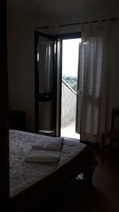 Agriturismo La Tuva Villa Padru Buitenkant foto